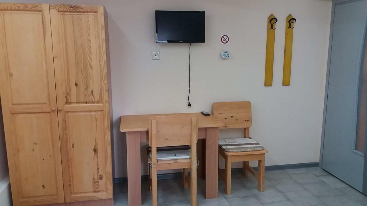 Нощувки Ботеви Shumen Dış mekan fotoğraf